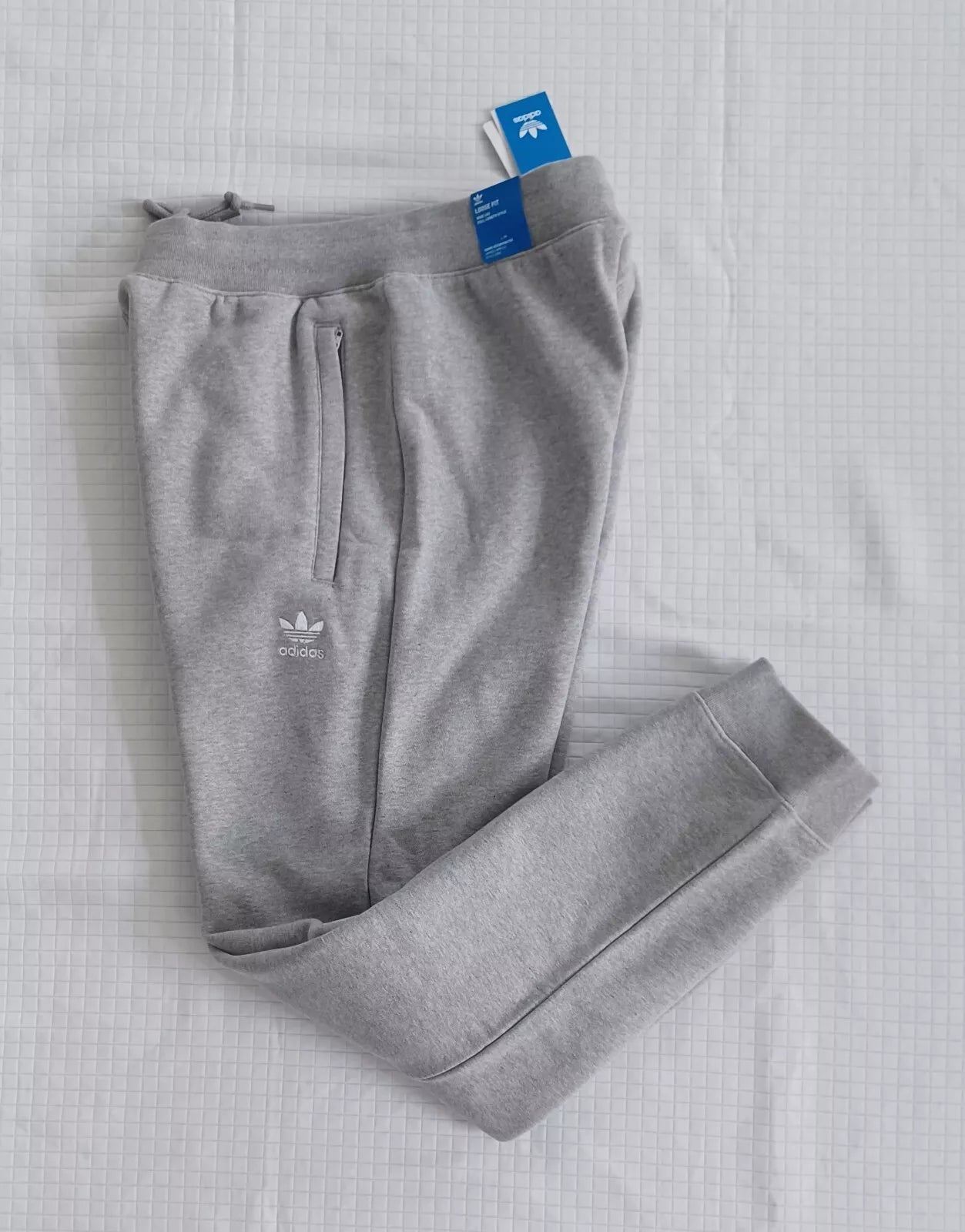 New Men's Adidas Originals Trefoil Fleece Sweatsuit ~ Grey & White