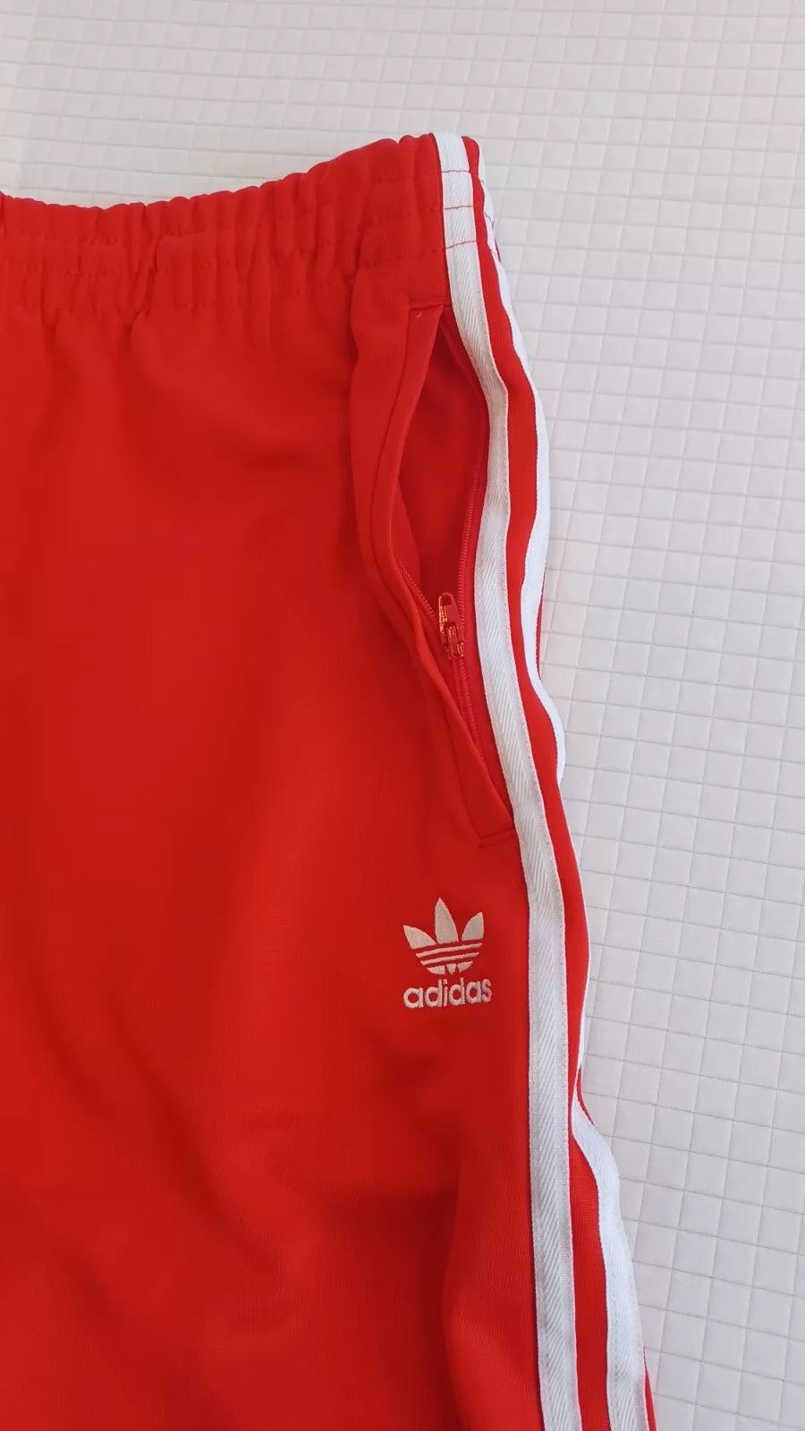 New Men’s Adidas Originals Primeblue Superstar Tracksuit ~ Red