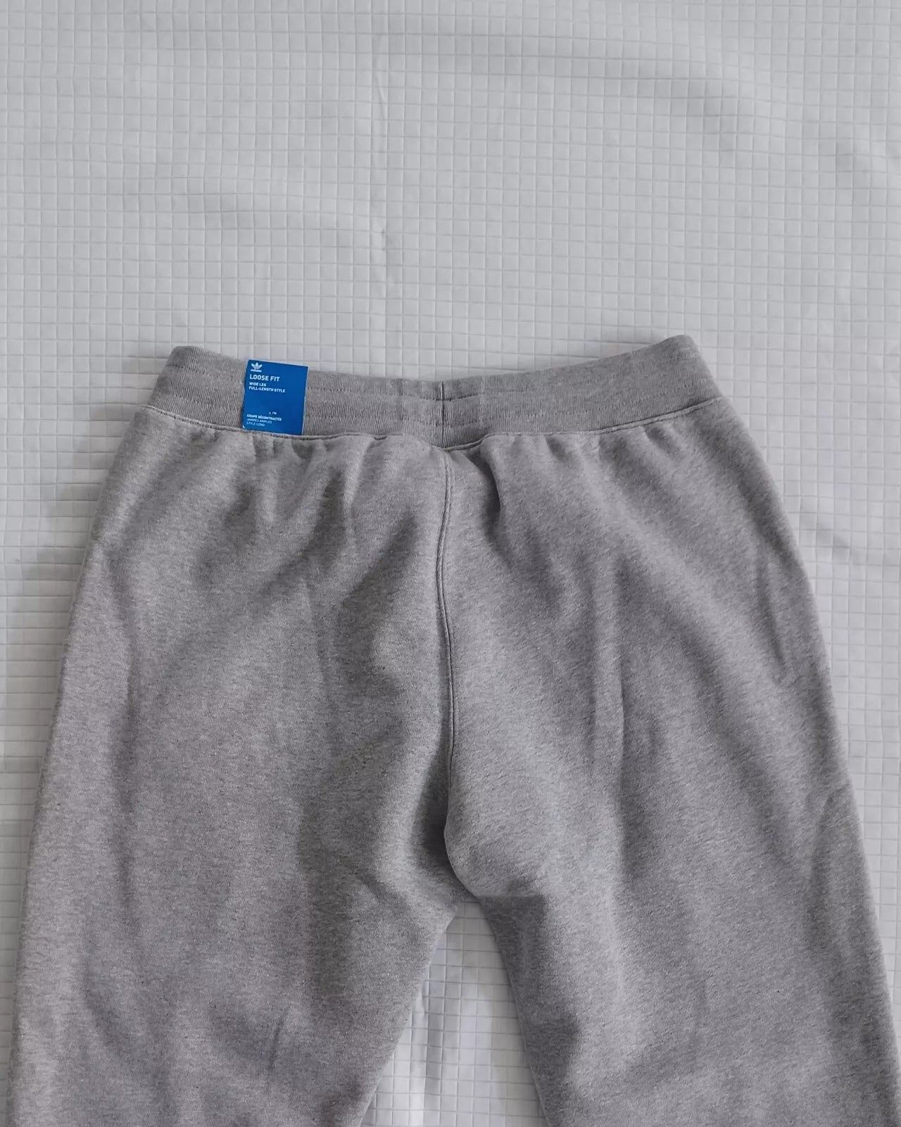 New Men's Adidas Originals Trefoil Fleece Sweatsuit ~ Grey & White